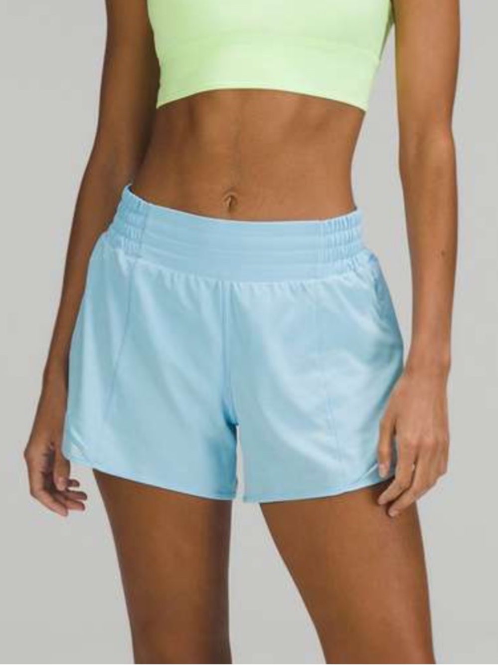 Lululemon Hotty Hot High-Rise Lined 4” Short in Blue Chill in Size 6